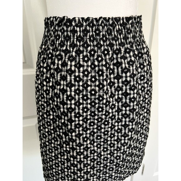 J Crew Factory Embroidered Sidewalk Skirt Gingham Size 8 Elastic Waist pockets - Picture 3 of 8
